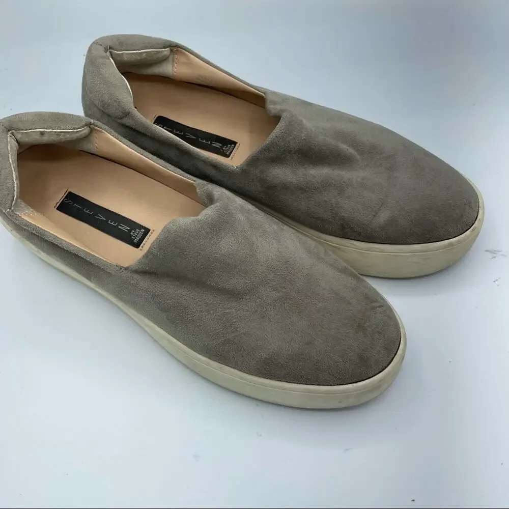 Steven By Steve Madden Grey Faux Suede Platform Slip On Sneakers 9.5 Casual Flat